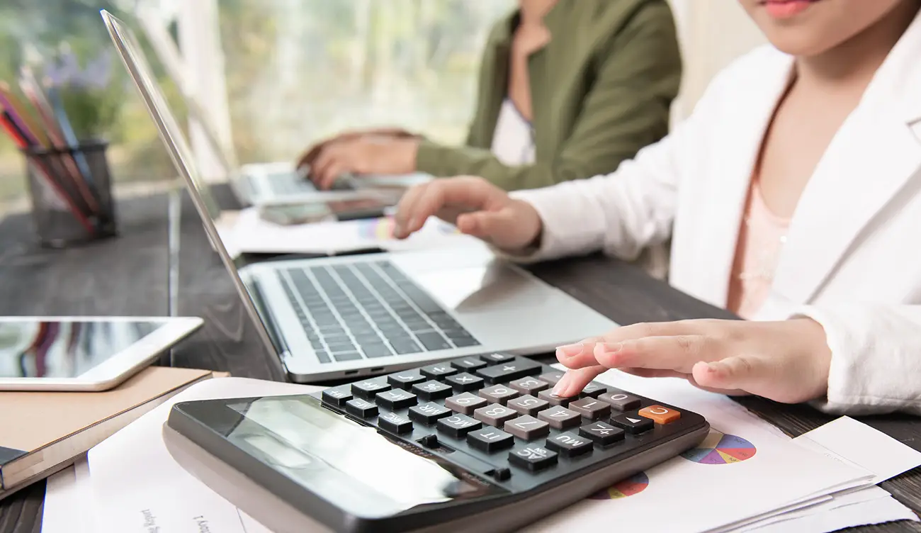 Key Features Every Professional Time Clock Calculator Should Have