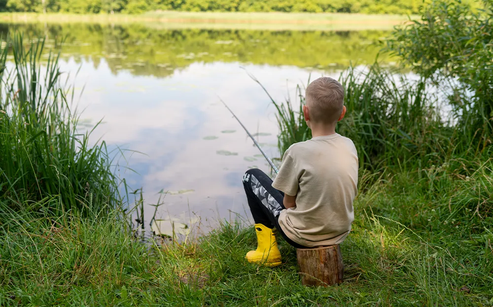 Best Outdoor Vacation Idea with toddler - Lakeside Camping Resorts
